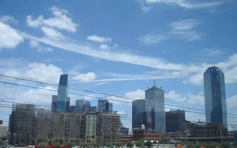 Auto Transport Routes: Detroit to Dallas