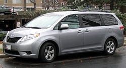 Vehicle Transport Toyota Sienna